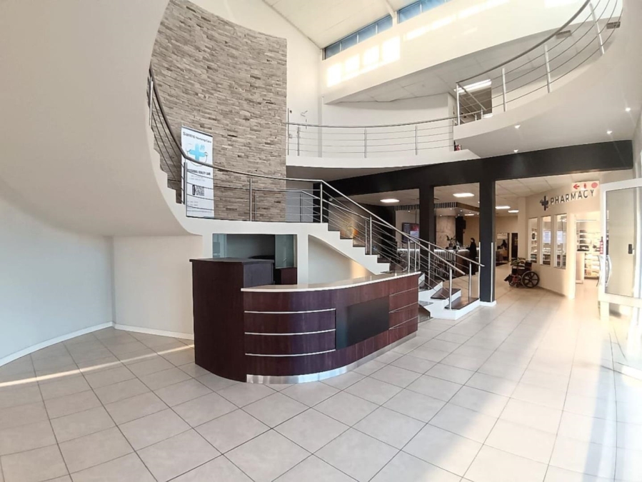 To Let Commercial Property for Rent in Royal Ascot Western Cape